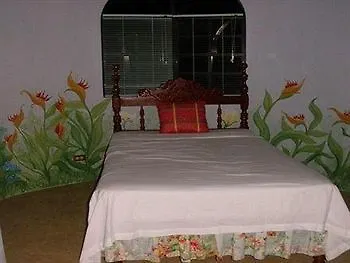 Paradise Clarridge View Montego Bay 3*,